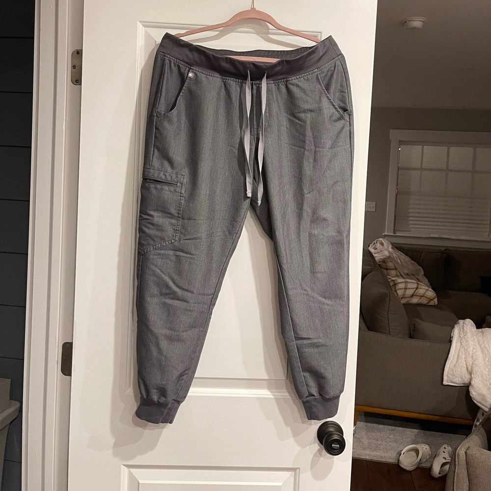 Figs L/P joggers